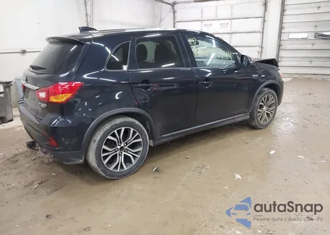 2018 Mitsubishi Outlander Sport 2.0 Es z USA, uszkodzony, nr VIN JA4AP3AU2JU012707